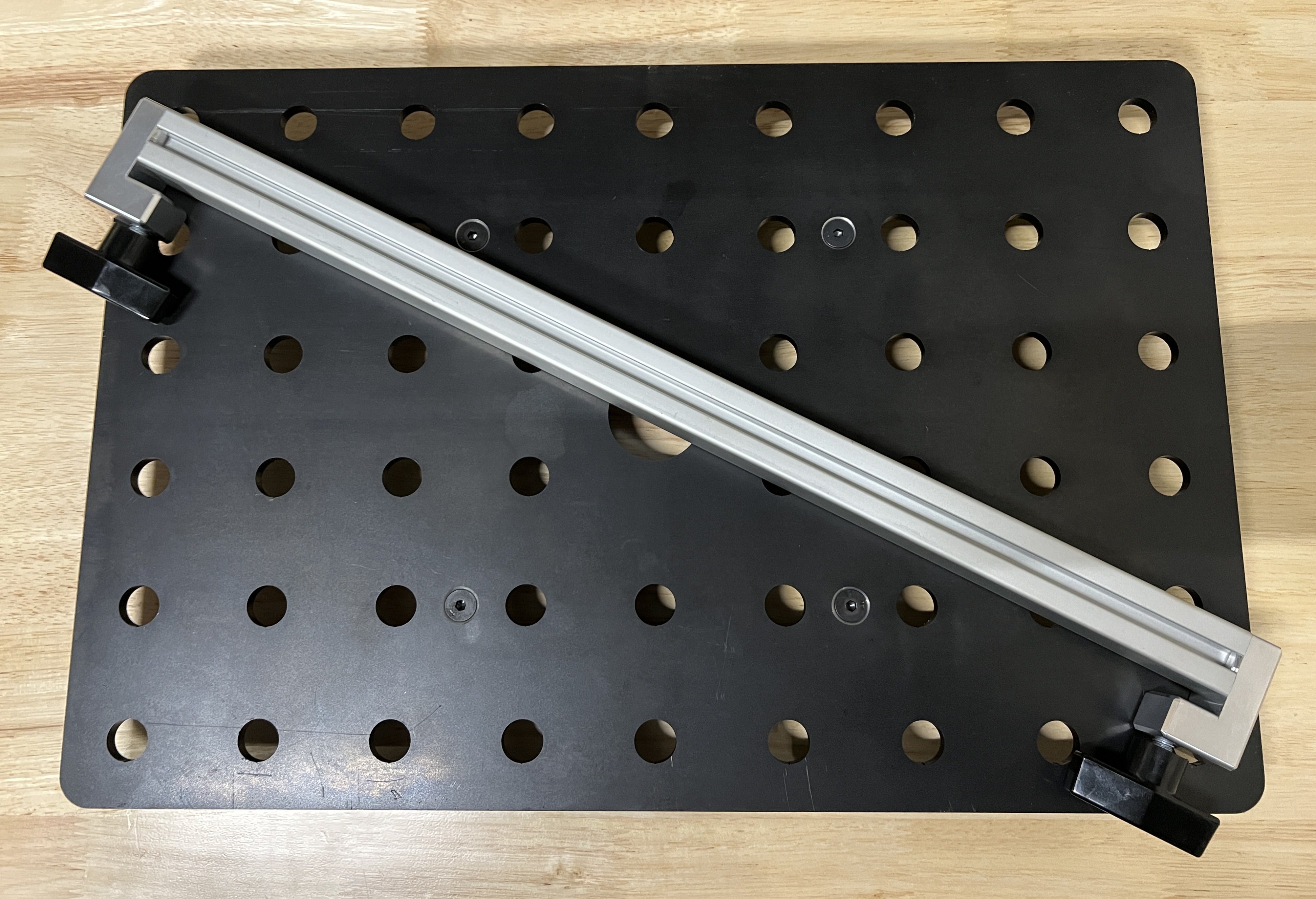 18" Adjustable Fence